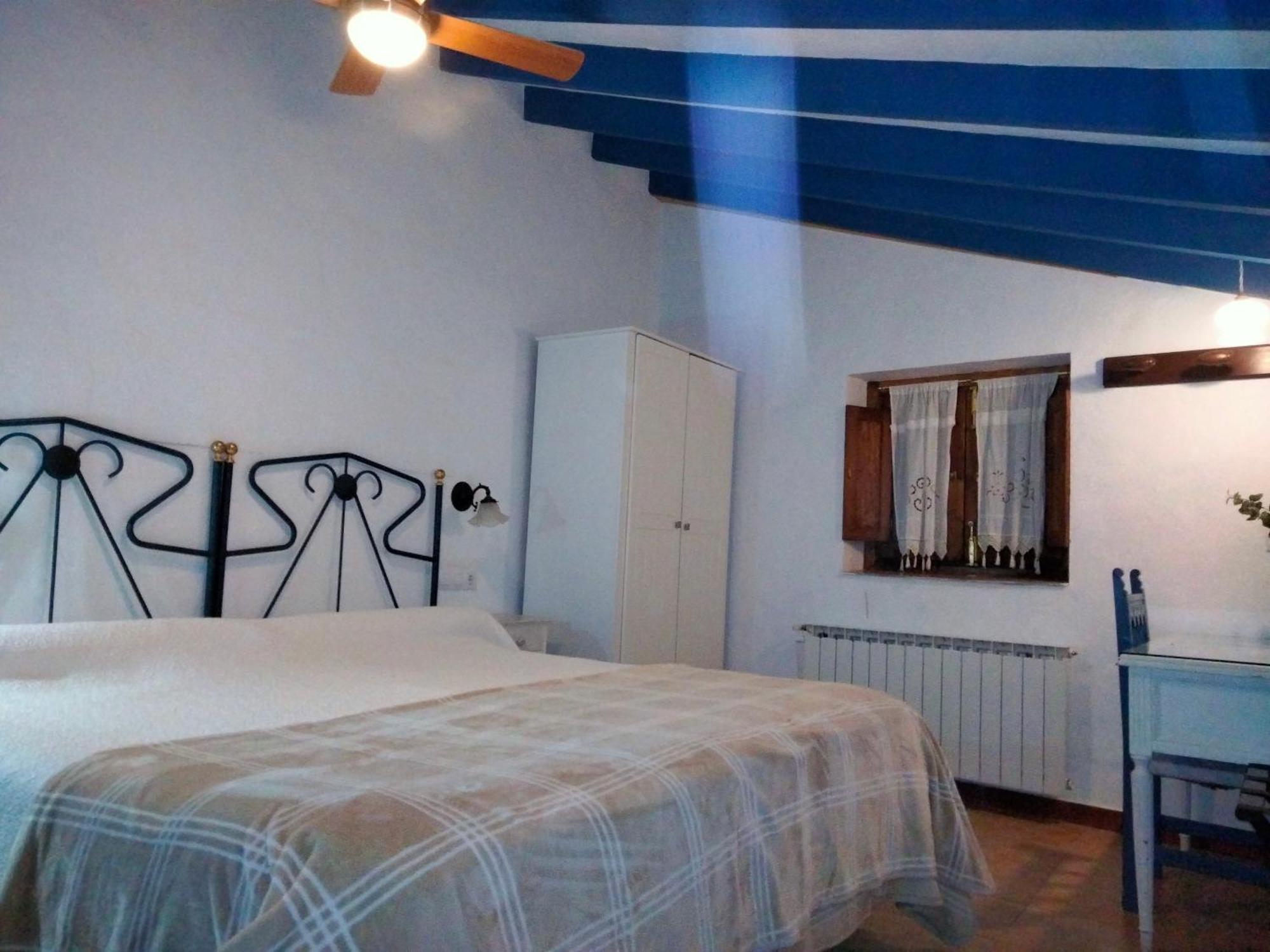 Hostal Los Aromas Villena Eksteriør billede