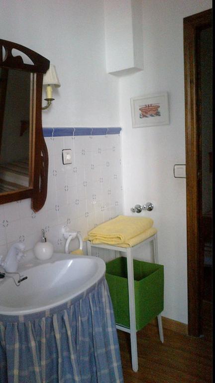 Hostal Los Aromas Villena Værelse billede