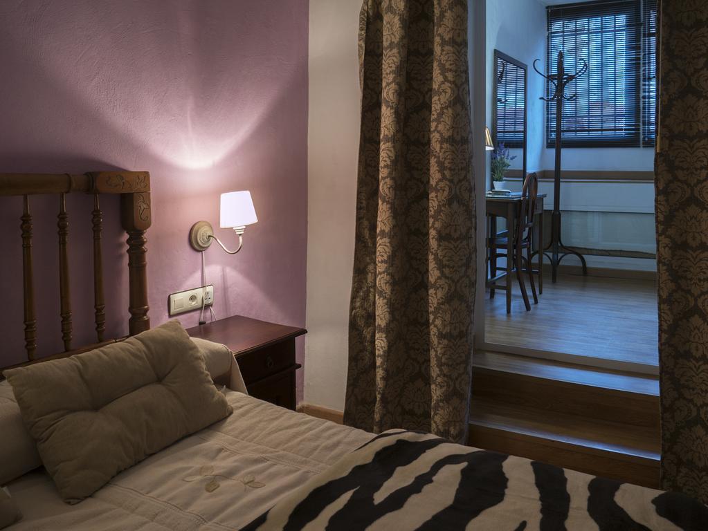 Hostal Los Aromas Villena Eksteriør billede